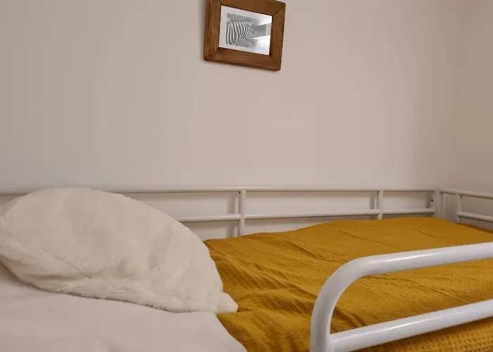 Le Lodge, T2 classé 3 étoiles avec jardin, parking, piscine&mer à 2 pas