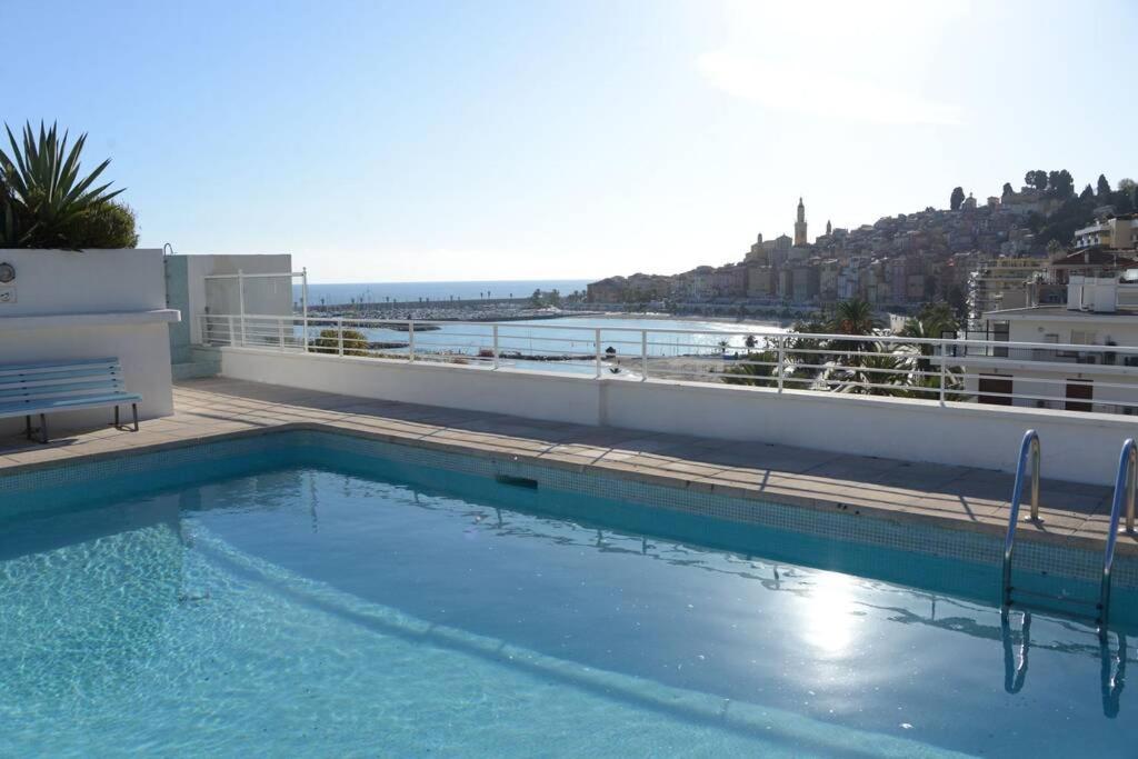 Apartamento Le Lodge, T2 Classé 3 étoiles Avec Jardin, Parking, Piscine&mer à 2 Pas Menton