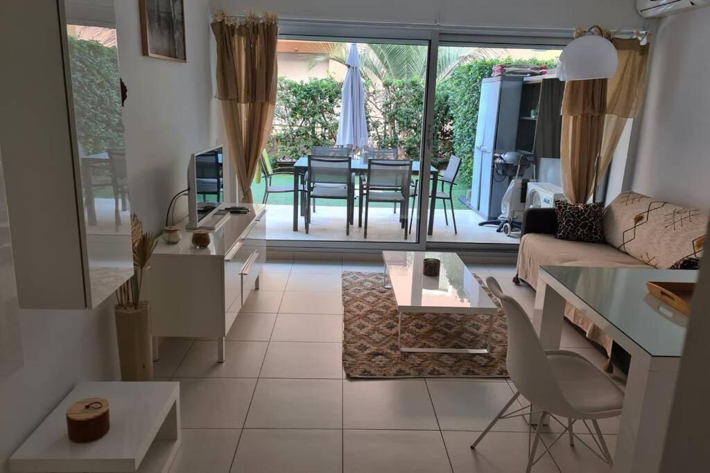 Le Lodge, T2 Classé 3 étoiles Avec Jardin, Parking, Piscine&mer à 2 Pas