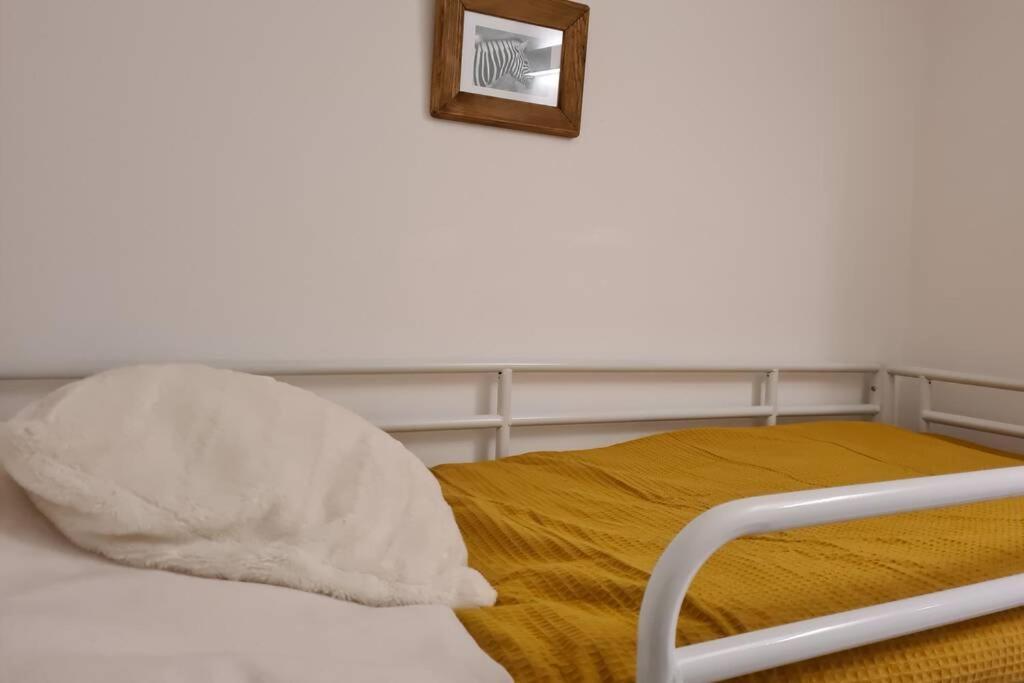 Apartment Le Lodge, T2 Classe 3 Etoiles Avec Jardin, Parking, Piscine & A 2 Pas Menton
